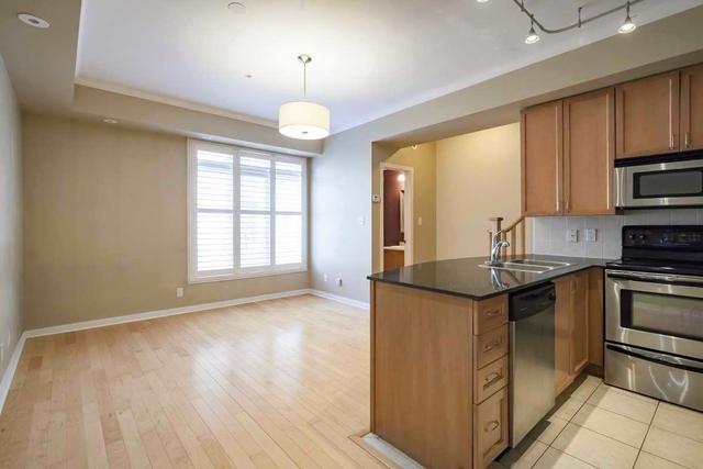 th6 - 78 Carr St, Townhouse with 2 bedrooms, 2 bathrooms and 1 parking in Toronto ON | Image 14