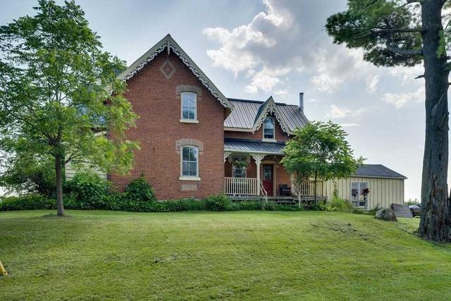 2647 Lockhart Rd, House detached with 4 bedrooms, 2 bathrooms and 21 parking in Innisfil ON | Image 1