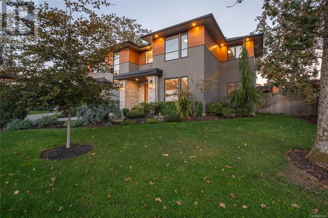 4113 Alberg Lane, House detached with 4 bedrooms, 4 bathrooms and 3 parking in Saanich BC | Image 33