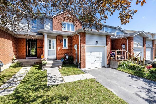 121 Galbraith Crt, House attached with 3 bedrooms, 2 bathrooms and 3 parking in Clarington ON | Image 12