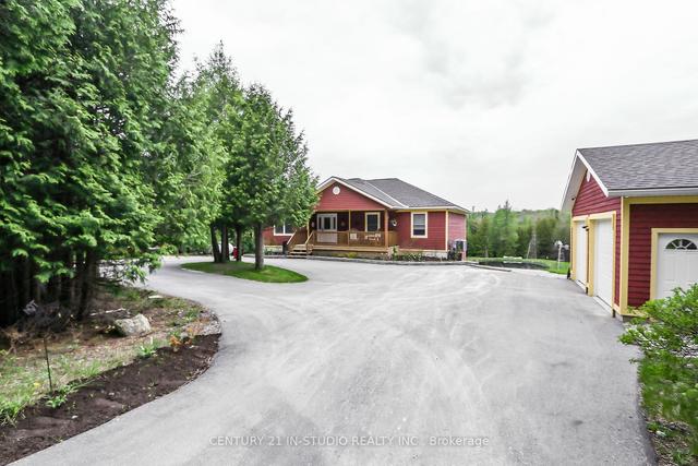 495190 Traverston Rd, House detached with 2 bedrooms, 4 bathrooms and 6 parking in West Grey ON | Image 23