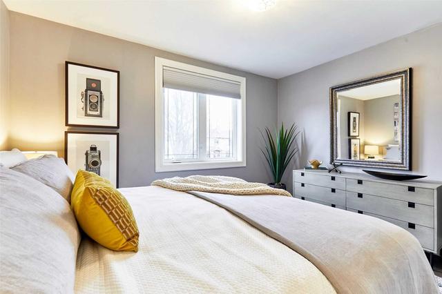 683 Balliol St, House semidetached with 3 bedrooms, 1 bathrooms and 1 parking in Toronto ON | Image 24