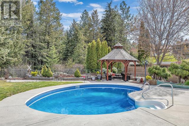 2390 Karli Court, House detached with 6 bedrooms, 3 bathrooms and 2 parking in West Kelowna BC | Image 36