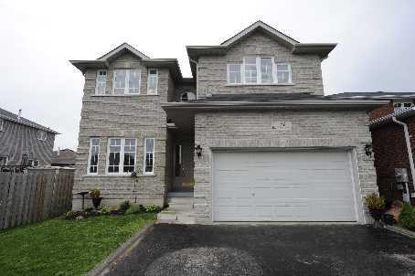 50 Lamont Cres, House detached with 4 bedrooms, 3 bathrooms and 4 parking in Barrie ON | Image 1