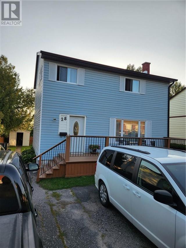 28 Milliken, House detached with 3 bedrooms, 2 bathrooms and null parking in Elliot Lake ON | Image 2