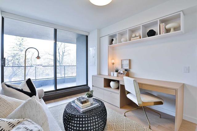 304 - 10 Avoca Ave, Condo with 2 bedrooms, 2 bathrooms and 1 parking in Toronto ON | Image 21