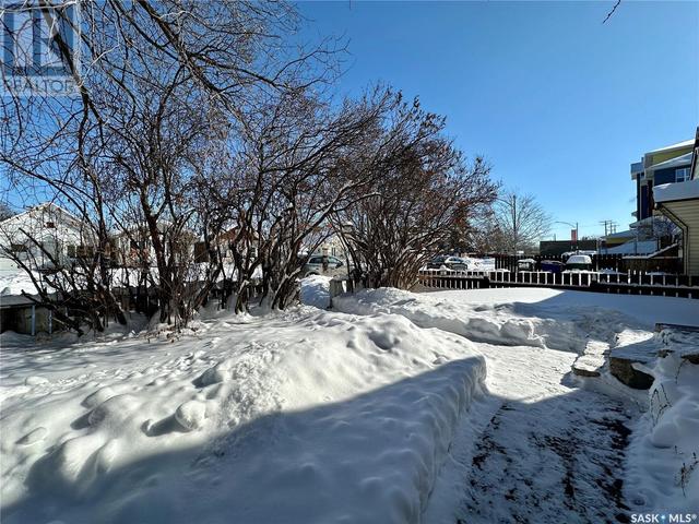 207 K Avenue S, House detached with 2 bedrooms, 1 bathrooms and null parking in Saskatoon SK | Image 25