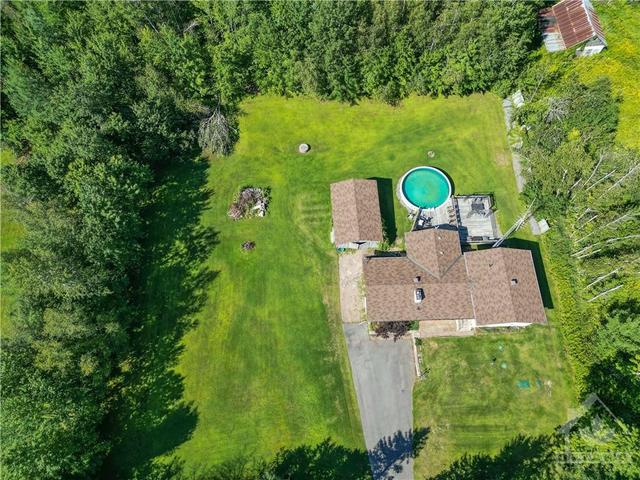 271 County Rd 19 Road, House detached with 4 bedrooms, 3 bathrooms and 8 parking in Alfred and Plantagenet ON | Image 26