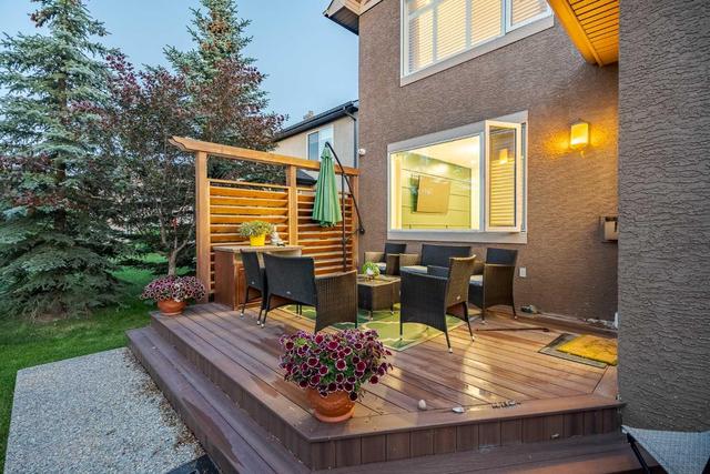 254 Discovery Ridge Way Sw, House detached with 5 bedrooms, 3 bathrooms and 4 parking in Calgary AB | Image 44