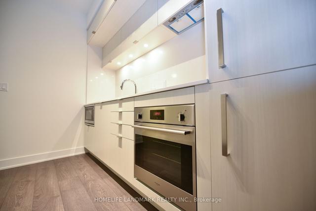 1012 - 38 Cameron St, Condo with 1 bedrooms, 2 bathrooms and 0 parking in Toronto ON | Image 8
