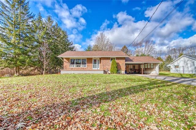 8545 County Road 2, House detached with 2 bedrooms, 1 bathrooms and 8 parking in Greater Napanee ON | Image 2