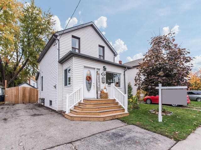 556 Front St, House detached with 2 bedrooms, 2 bathrooms and 3 parking in Oshawa ON | Image 12