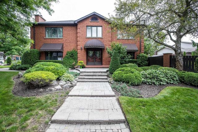 985 Tiffany Circ, House detached with 4 bedrooms, 4 bathrooms and 6 parking in Oshawa ON | Image 1