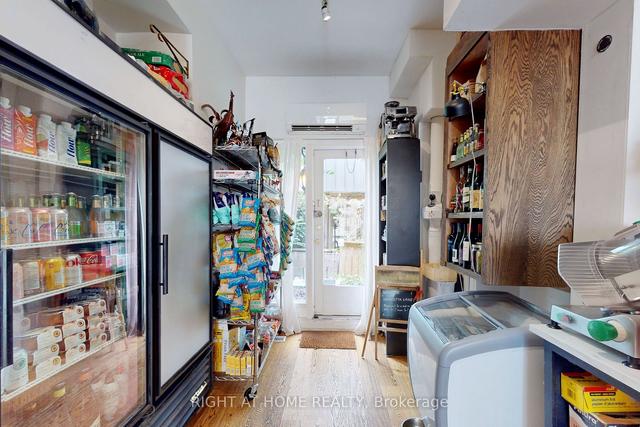 394 King St E, House attached with 2 bedrooms, 3 bathrooms and 0 parking in Toronto ON | Image 2