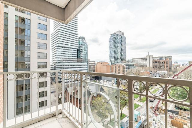 800 - 38 Avenue Rd, Condo with 3 bedrooms, 4 bathrooms and 2 parking in Toronto ON | Image 25