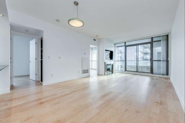 2206 - 285 Mutual St, Condo with 2 bedrooms, 1 bathrooms and 1 parking in Toronto ON | Image 14