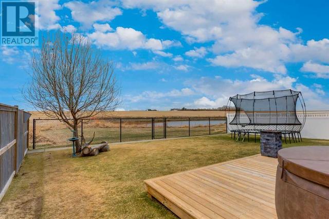 667 West Highland Crescent, House detached with 4 bedrooms, 3 bathrooms and 4 parking in Carstairs AB | Image 14