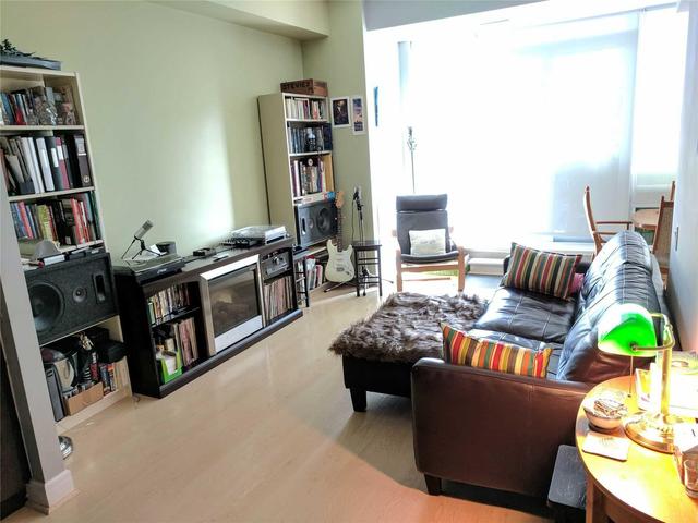 S711 - 112 George St, Condo with 1 bedrooms, 1 bathrooms and 1 parking in Toronto ON | Image 4