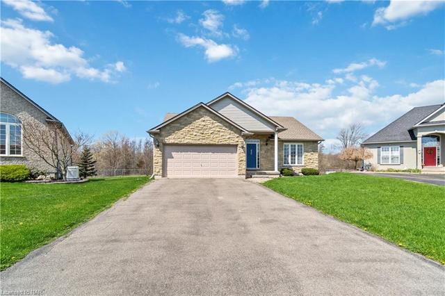 449 Barrington Court, House detached with 4 bedrooms, 2 bathrooms and 5 parking in Fort Erie ON | Image 34
