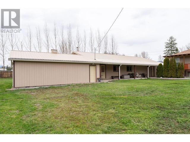 3323 Powerhouse Road, House detached with 4 bedrooms, 3 bathrooms and 4 parking in Spallumcheen BC | Image 45
