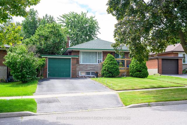 79 Chandler Dr, House detached with 3 bedrooms, 2 bathrooms and 3 parking in Toronto ON | Image 12