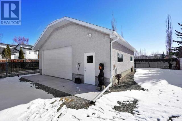 105 Park Meadows Place, House detached with 3 bedrooms, 2 bathrooms and 6 parking in Olds AB | Image 48
