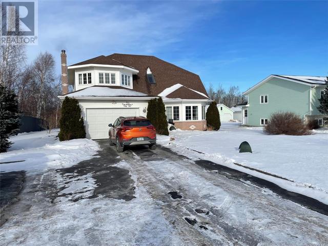 15 Dawe Crescent, House detached with 4 bedrooms, 2 bathrooms and null parking in Grand Falls-Windsor NL | Image 2