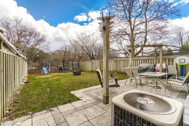 3865 Arvona Pl, House semidetached with 4 bedrooms, 4 bathrooms and 2 parking in Mississauga ON | Image 33