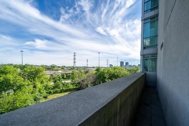 416 - 185 Legion Rd N, Condo with 2 bedrooms, 2 bathrooms and 2 parking in Toronto ON | Image 9