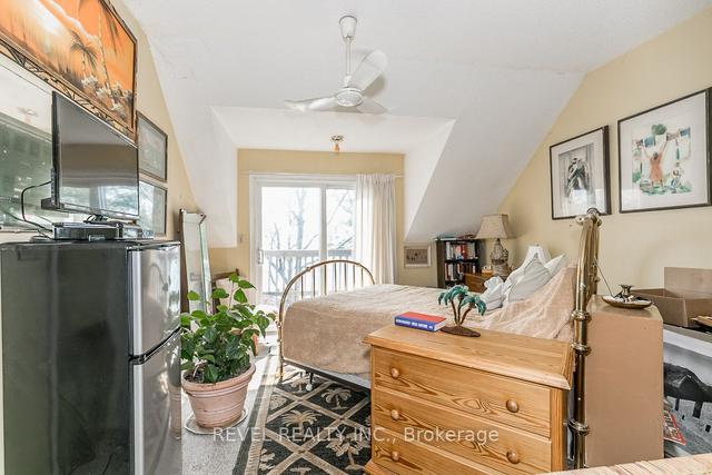 739 Concession 15 Rd W, Condo with 2 bedrooms, 2 bathrooms and 2 parking in Penetanguishene ON | Image 4
