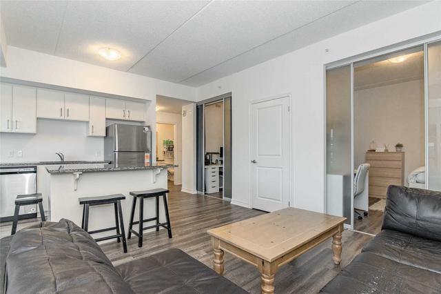327 - 1284 Gordon St, Condo with 3 bedrooms, 1 bathrooms and 1 parking in Guelph ON | Image 5