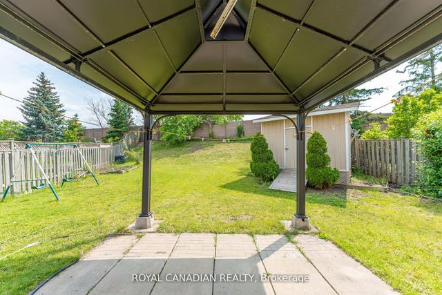 46 Nectarine Cres, House detached with 3 bedrooms, 3 bathrooms and 5 parking in Brampton ON | Image 33