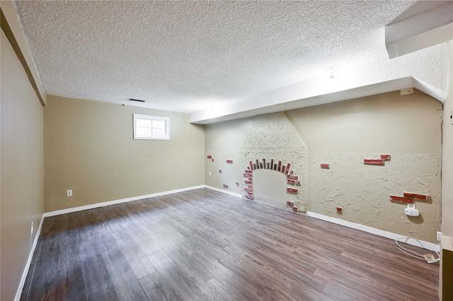 285 Vodden St E, House detached with 3 bedrooms, 2 bathrooms and 4 parking in Brampton ON | Image 8