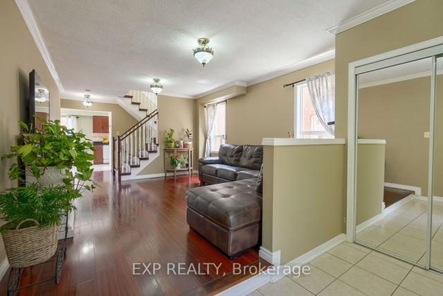 79 Starhill Cres, House semidetached with 3 bedrooms, 4 bathrooms and 3 parking in Brampton ON | Image 36