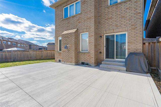 86 Meltwater Cres, House detached with 4 bedrooms, 4 bathrooms and 5 parking in Brampton ON | Image 31