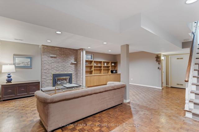 4 Brynhurst Crt, House detached with 3 bedrooms, 4 bathrooms and 3 parking in Toronto ON | Image 29