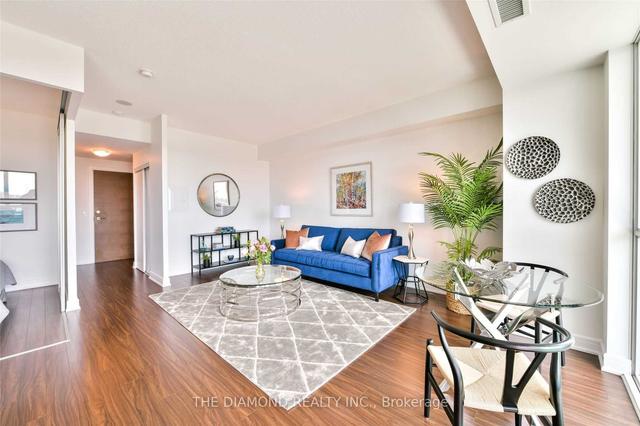 826 - 35 Brian Peck Cres, Condo with 1 bedrooms, 1 bathrooms and 1 parking in Toronto ON | Image 12