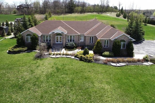 2250 Kean Hill Dr, House detached with 4 bedrooms, 3 bathrooms and 13 parking in Milton ON | Image 34