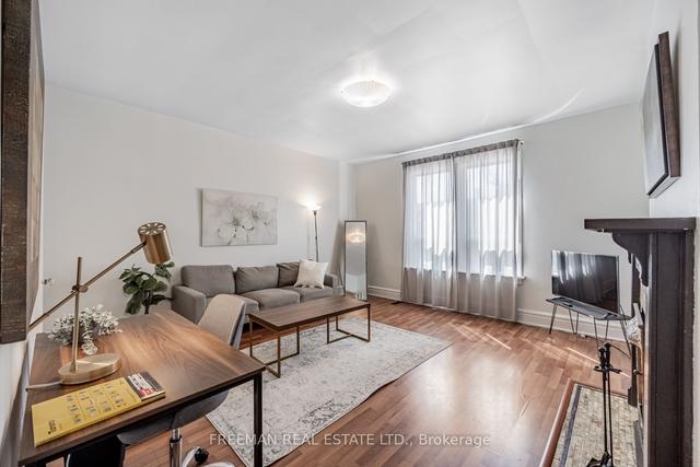 641 Bathurst St, House semidetached with 5 bedrooms, 3 bathrooms and 2 parking in Toronto ON | Image 6