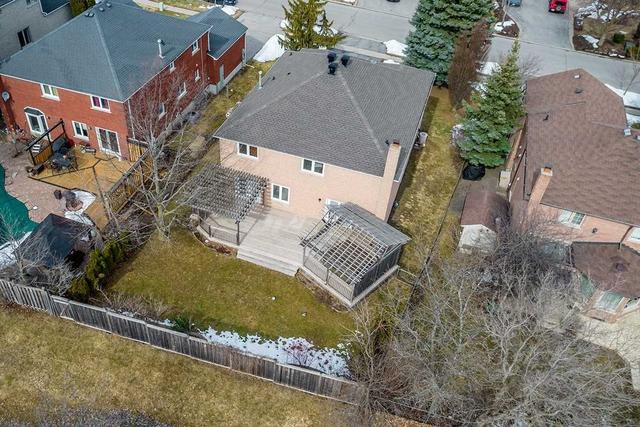 361 Kirby Cres, House detached with 4 bedrooms, 4 bathrooms and 6 parking in Newmarket ON | Image 9
