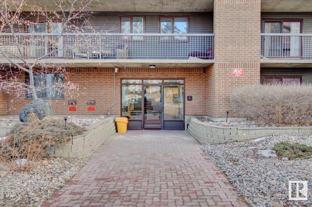 1006 - 9929 113 St Nw, Condo with 1 bedrooms, 1 bathrooms and 1 parking in Edmonton AB | Image 2