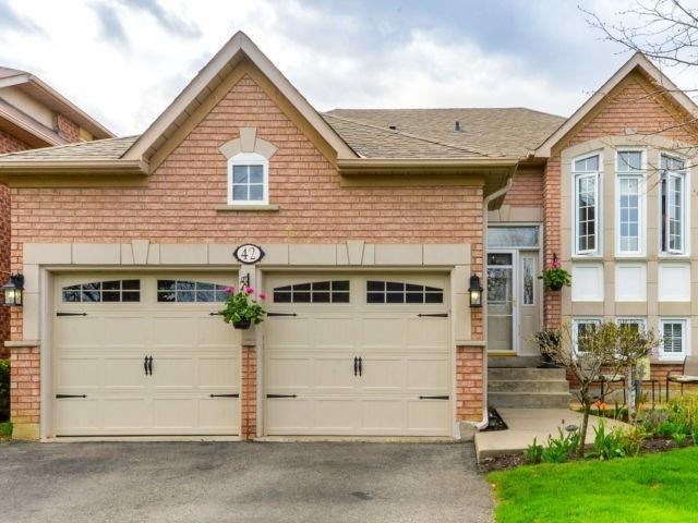 42 Royal Valley Dr, House detached with 2 bedrooms, 3 bathrooms and 2 parking in Caledon ON | Image 1