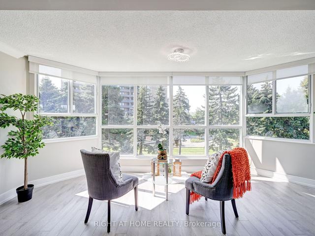 301 - 5280 Lakeshore Rd, Condo with 2 bedrooms, 2 bathrooms and 1 parking in Burlington ON | Image 14