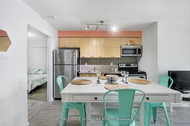 926 - 38 Joe Shuster Way, Condo with 2 bedrooms, 1 bathrooms and 0 parking in Toronto ON | Image 12