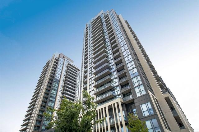 1011 - 17 Zorra St, Condo with 1 bedrooms, 2 bathrooms and 1 parking in Toronto ON | Image 1