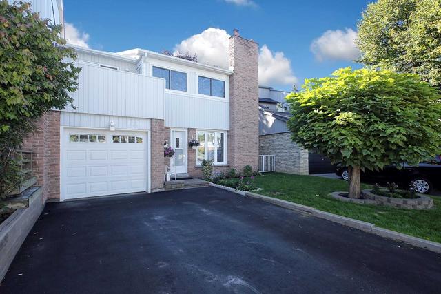 1226 Charlotte Circ, House attached with 4 bedrooms, 2 bathrooms and 3 parking in Pickering ON | Image 12