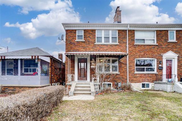 198 Woodville Ave, House semidetached with 3 bedrooms, 2 bathrooms and 2 parking in Toronto ON | Image 1