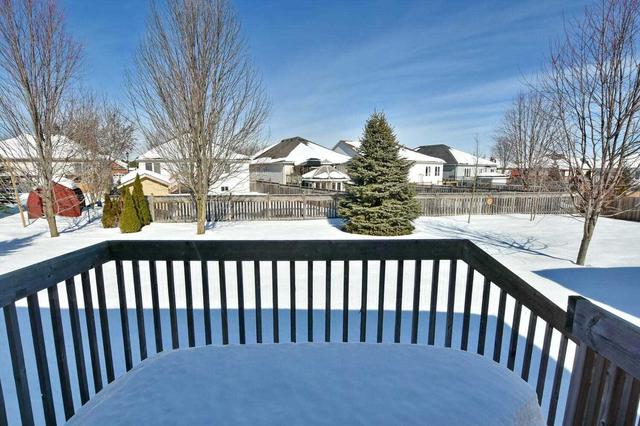 12 Meadowood Dr, House detached with 3 bedrooms, 3 bathrooms and 6 parking in Wasaga Beach ON | Image 35