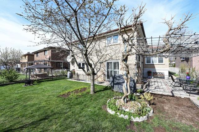 765 Mississauga Valley Blvd, House detached with 4 bedrooms, 5 bathrooms and 8 parking in Mississauga ON | Image 5