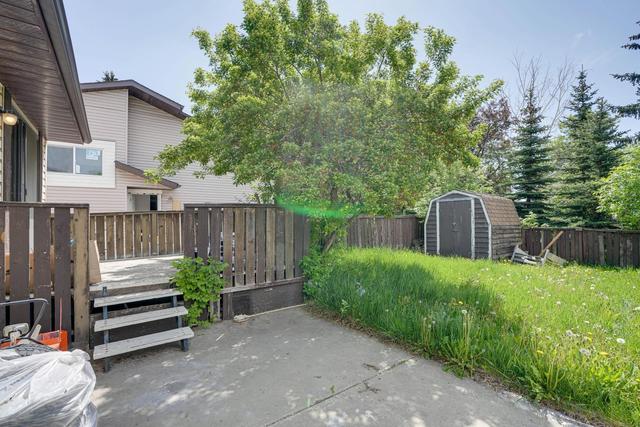896 Whitehill Way Ne, House detached with 4 bedrooms, 2 bathrooms and 3 parking in Calgary AB | Image 26
